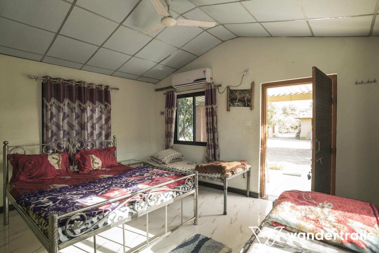 Lookout Villa - A Wandertrails Stay Sasan Gir Luaran gambar